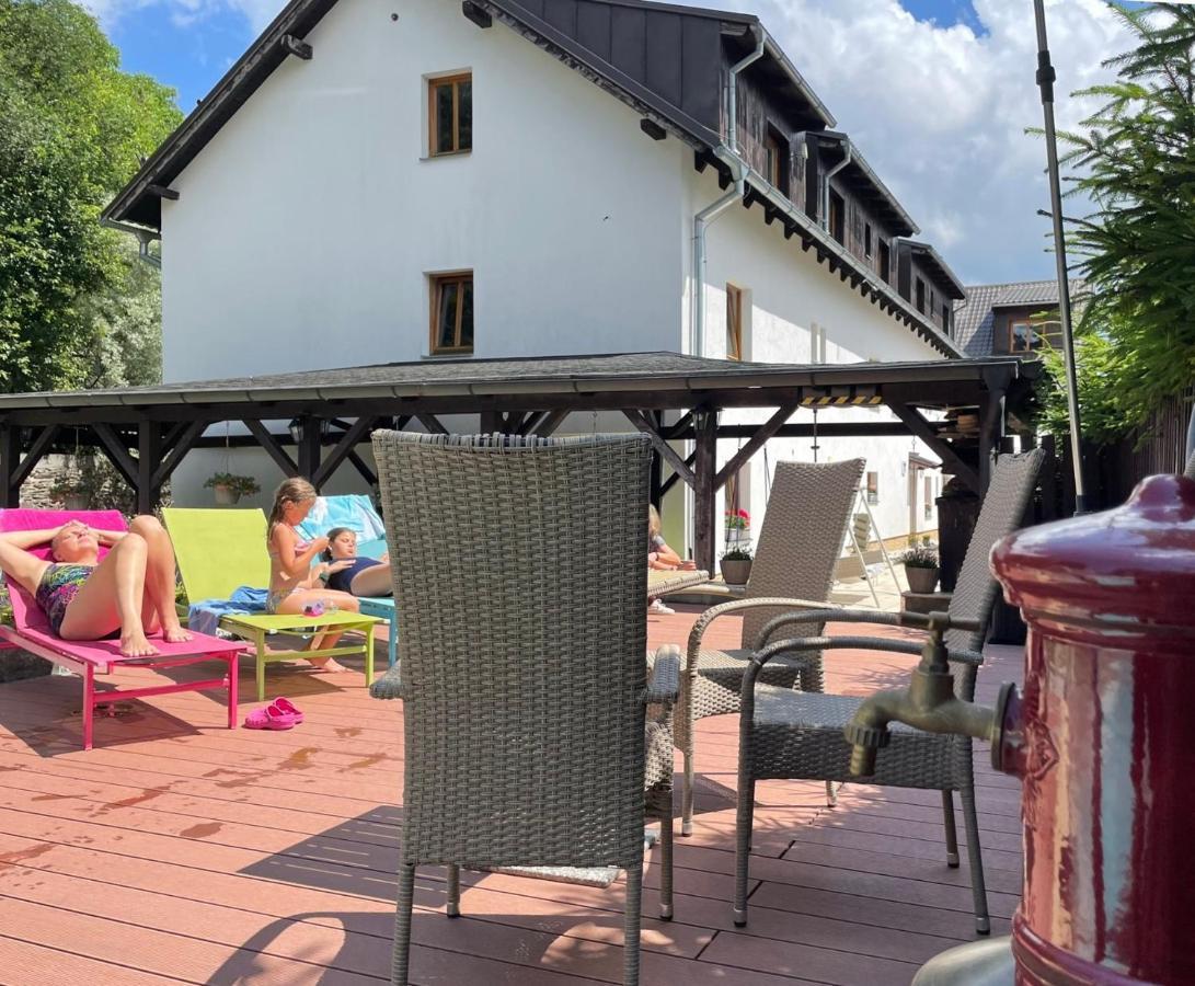 Penzion Alfa Zelezna Ruda Exterior foto