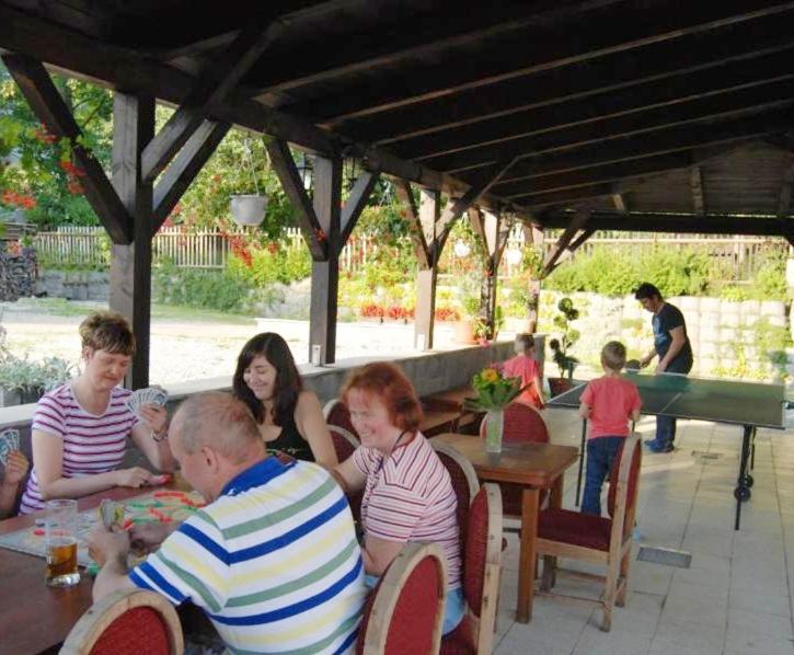 Penzion Alfa Zelezna Ruda Exterior foto